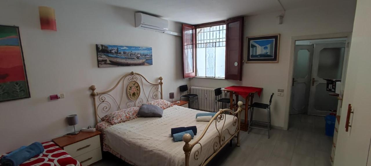 Super Central Studio, No Noise, Near Seaside, Shops Bari Buitenkant foto